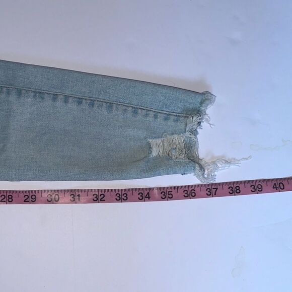 American Eagle Outfitters Light Blue Ripped Skinny Jeans - Picture 12 of 14